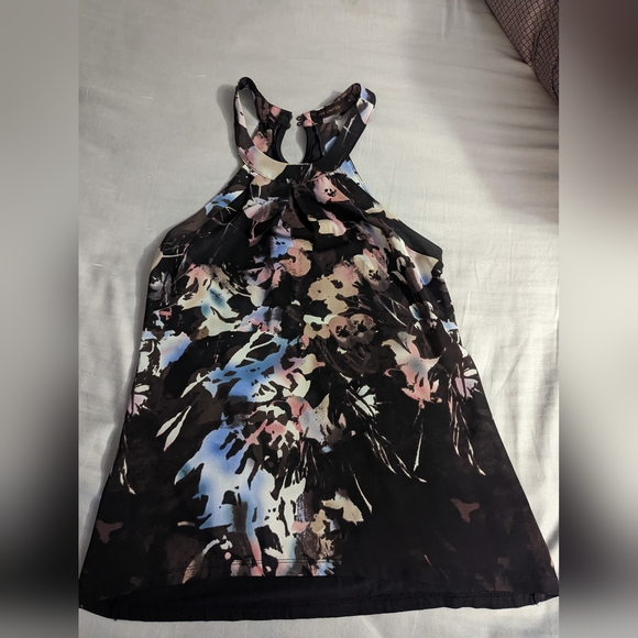 NYC halter style tank - Picture 1 of 5